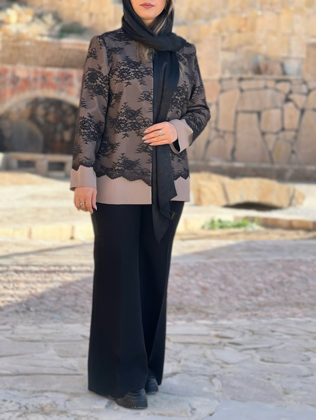 کت زنانه مجلسی جنس دانتل فرانسه و کرپ گرم بالا تک رنگ